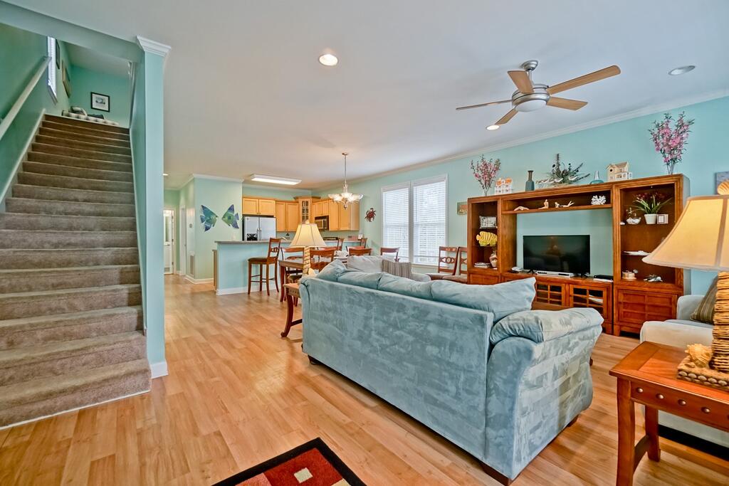 O'Hare's Oasis - thumb 3