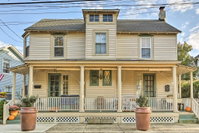 Ocean Grove Home - Walk to Asbury Park and Boardwalk Tourism Bookings