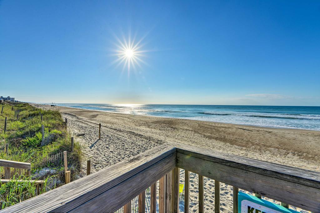 Oceanfront Emerald Isle Condo, Walk To Beach! - thumb 2
