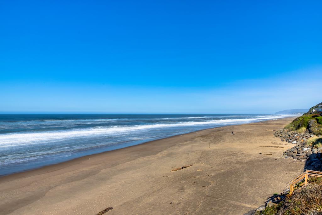 Oceanfront Solitude - thumb 2
