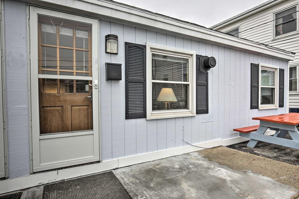 Oceanside Retreat With Patio - Steps To Beach! - thumb 1