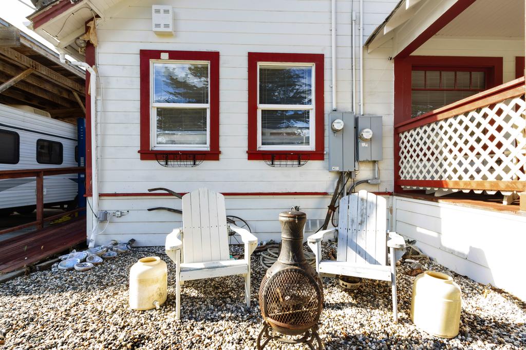 Old Coast Getaway - thumb 1