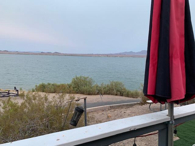 ON THE LAKE!!! At Crazy Horse Campgrounds, Lake Havasu - thumb 2