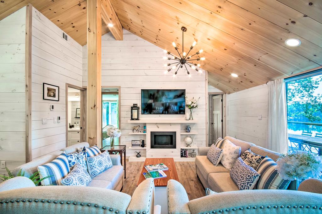 Orwell Cabin On Sunrise Lake With Pvt Dock & BBQ - thumb 0