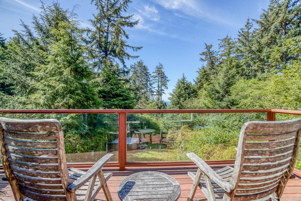 Otter Rock Hideaway - thumb 2