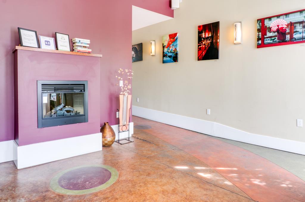 Pacific Blue Inn - thumb 1