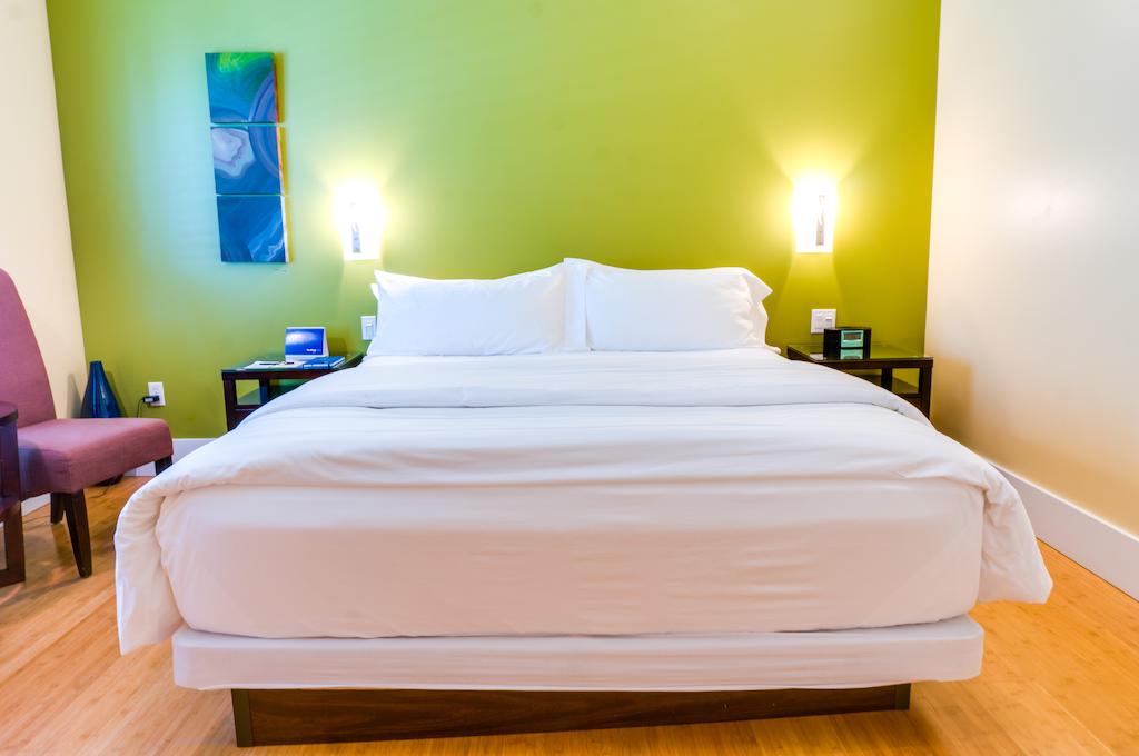 Pacific Blue Inn - thumb 3