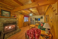 Park Setting at Tellico Plains Cabin on 25 Acres Tourism Bookings