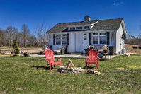 Peaceful Pet-Friendly Franklin Cottage on 15 Acres Tourism Bookings