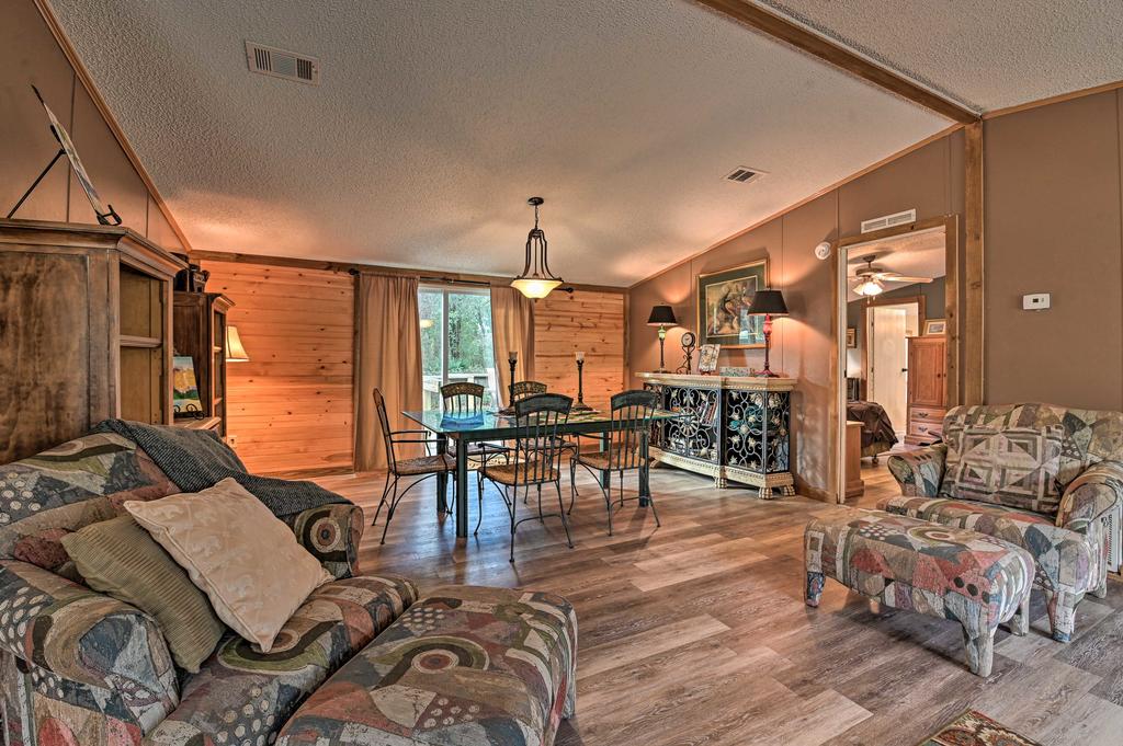 Peaceful Silver Springs Property - Pets Welcome! - thumb 2