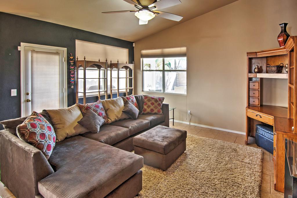 Peoria Family Home With Grill, 5Mi To Spring Training - thumb 3