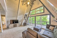 Pet-Friendly Chalet with Deck Center Hill Lake Views Tourism Bookings