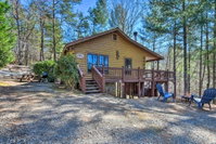 Pet-Friendly Ellijay Cabin with Hot Tub in Ntl Forest USA Accommodation