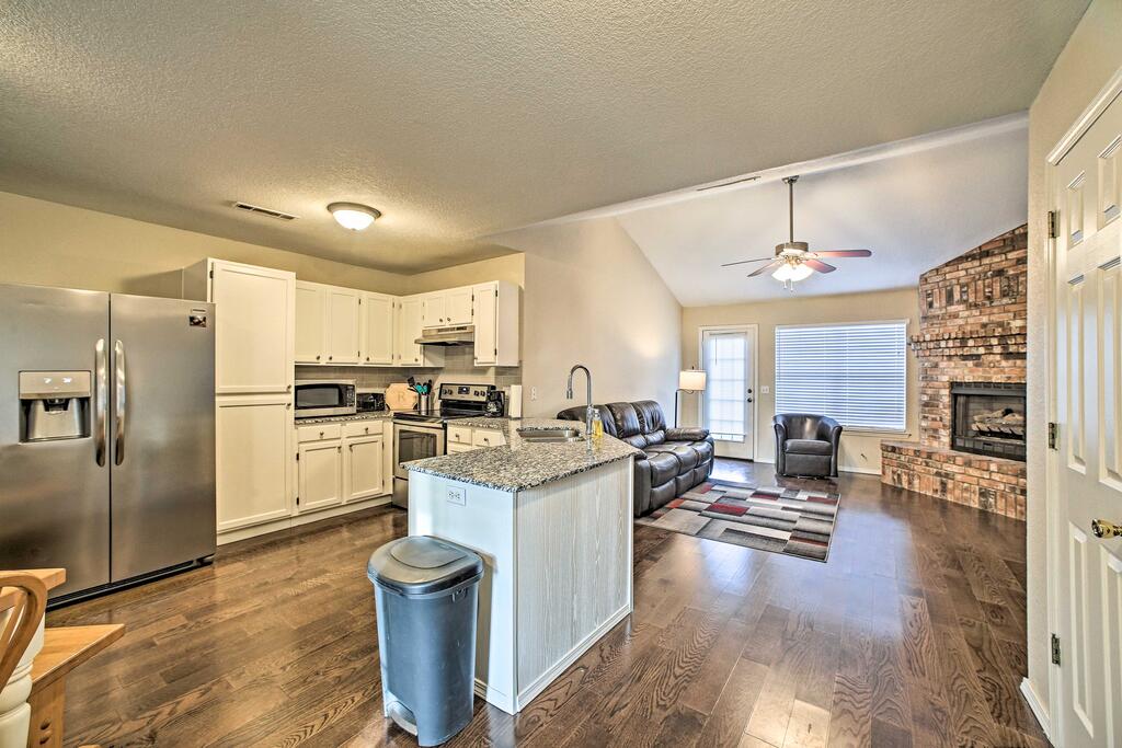 Pet-Friendly Fayetteville Escape About 3Mi To UArk - thumb 3