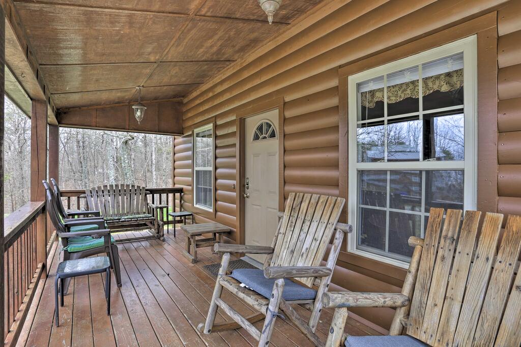 Picturesque Riverfront Cabin W/Gas Grill + Gazebo! - thumb 1