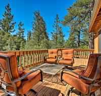 Pine Mountain Club Cottage with Wraparound Deck - China Accommodation