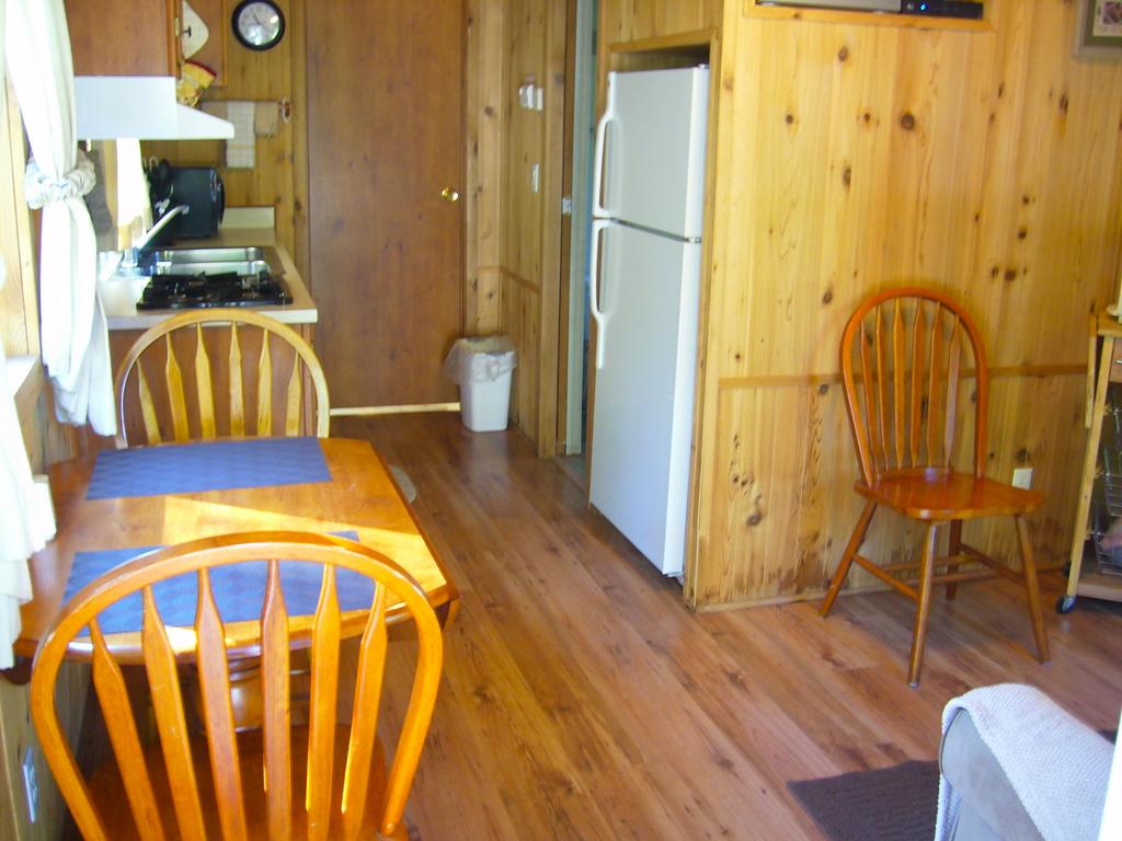 Pio Pico Camping Resort One-Bedroom Cabin 14 - thumb 2