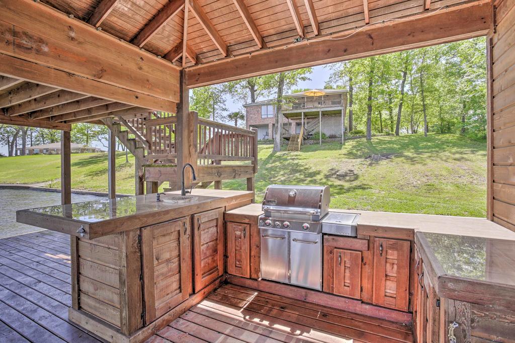 Pittsburg Family House On Lake Bob Sandlin With Dock! - thumb 2