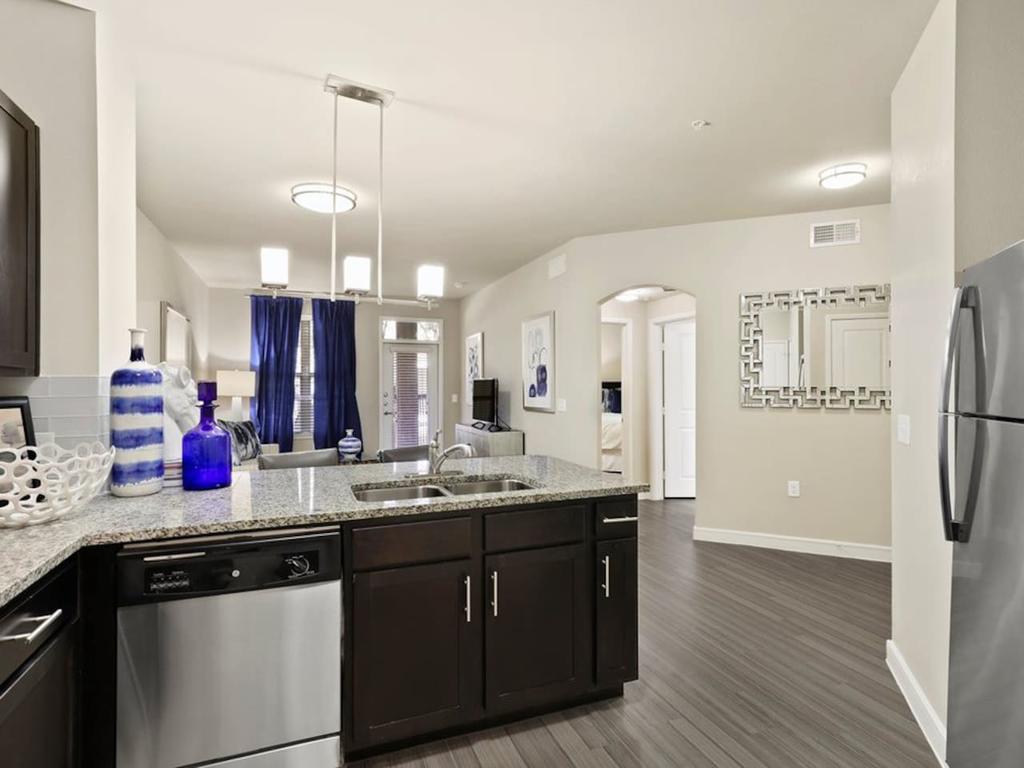 Plano/Allen/Frisco Corporate Apartment (206) - thumb 0