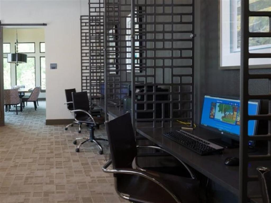 Plano/Allen/Frisco Corporate Apartment (206) - thumb 3