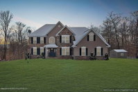 Poconos Blakeslee Luxury Home Tourism Bookings