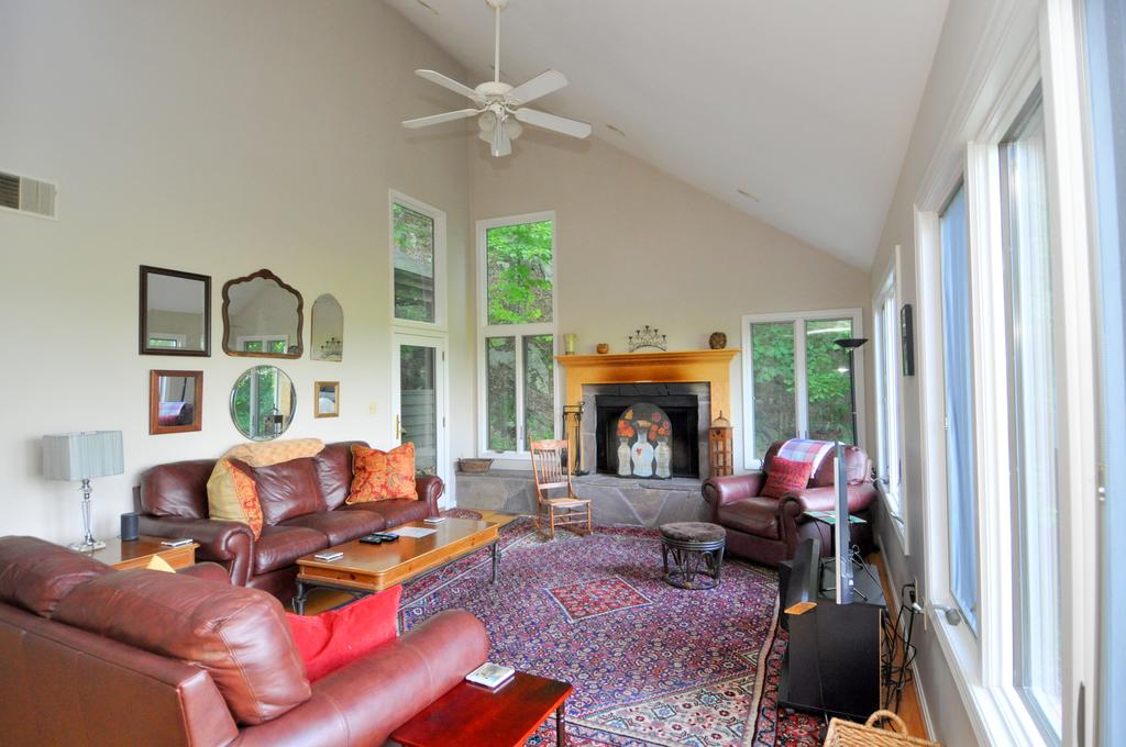 Point Of View - thumb 3