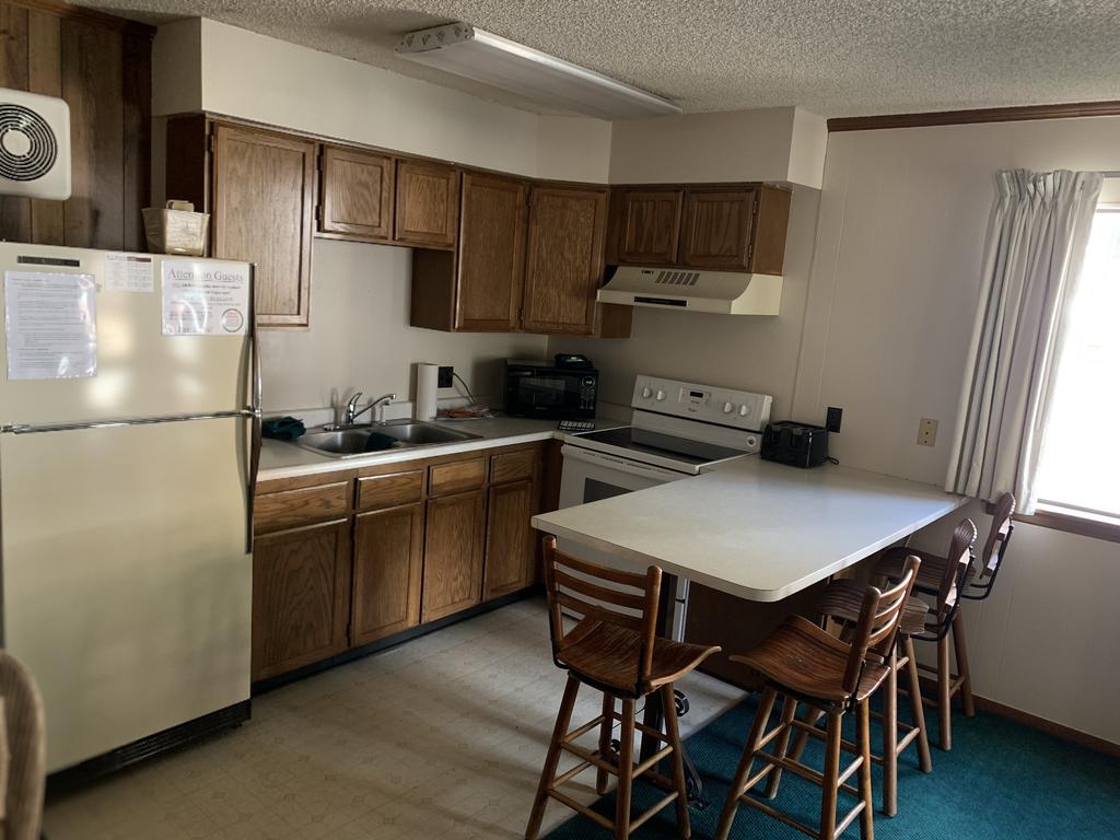 Ponderosa Lodge - thumb 1