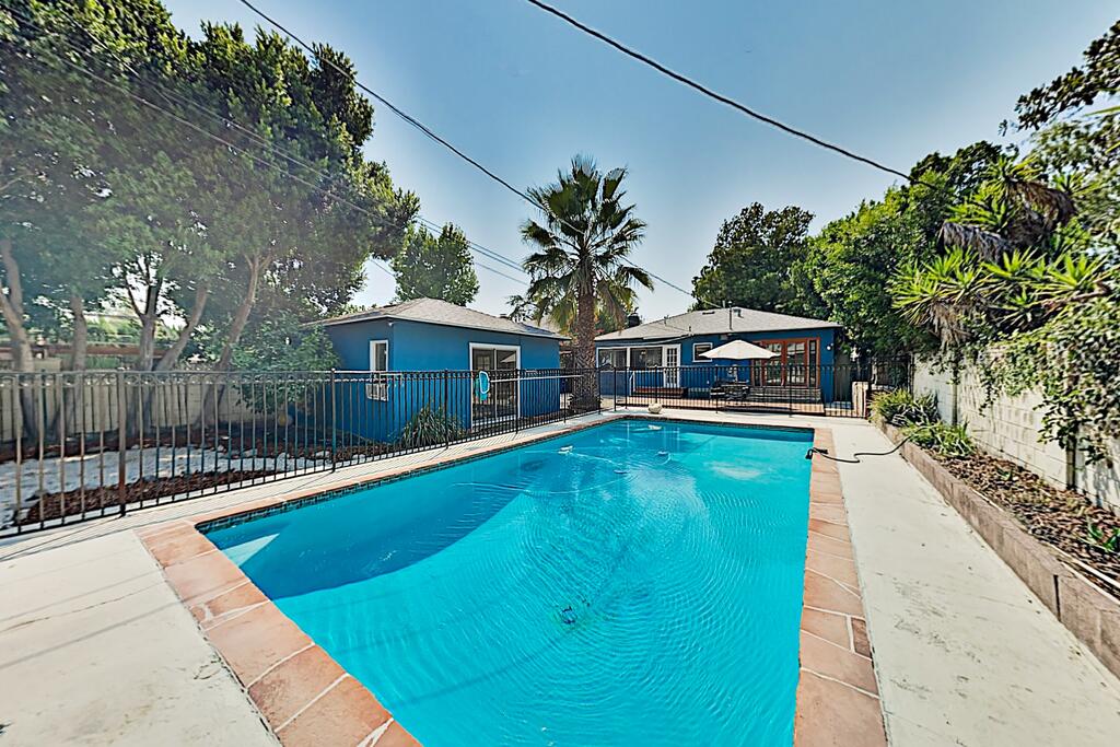 Pool Retreat With Game Room, Near Top Attractions! Home - thumb 3