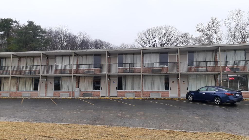 POTOMAC INN - thumb 0