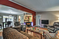 Presque Isle Harbor Home w/Gas Grill  Bikes Tourism Bookings