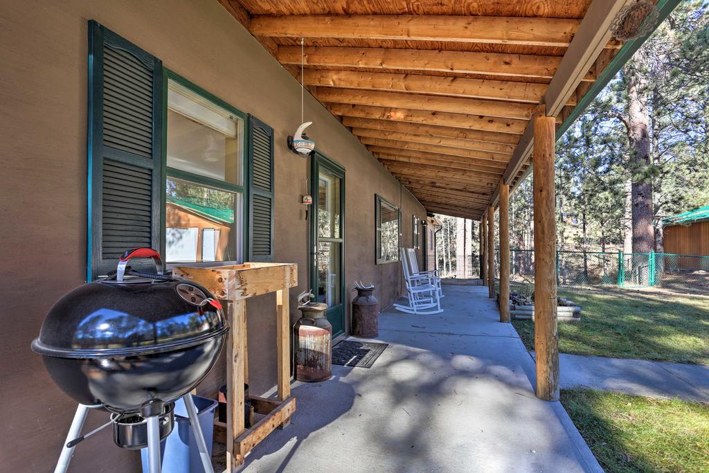 Private And Cozy Black Hills Home With Horse Corral! - thumb 2