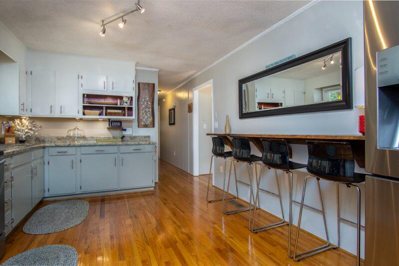 Private Downtown Retreat - thumb 1