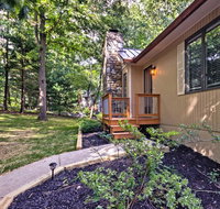 Private Home with Hot Tub 13 Miles to Dtwn Asheville - Tourism Bookings