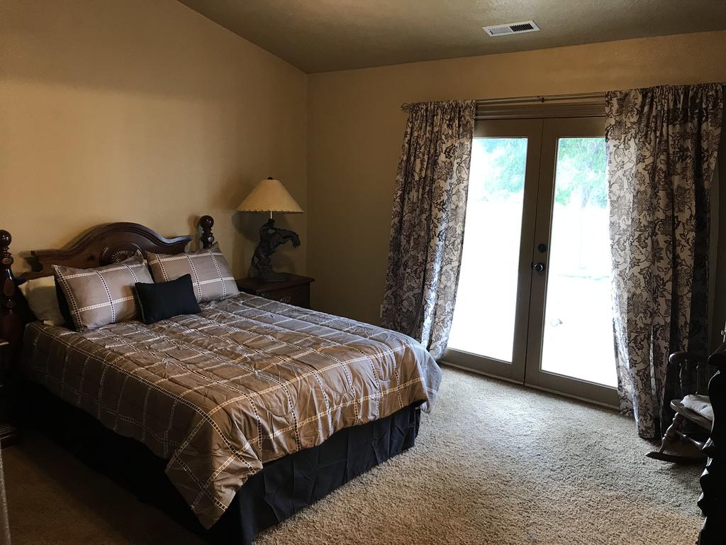 Private Master Bedroom - thumb 0
