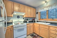 Private Northampton Area Home on 8 Lush Acres Tourism Bookings