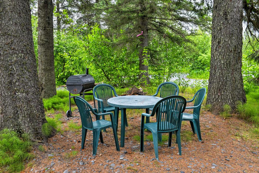 Privately Located Seward Apt W/Backyard&Mtn Views - thumb 1