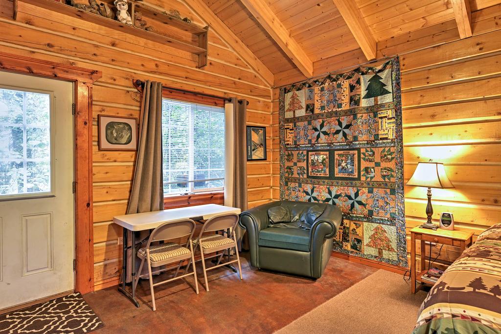 Quaint Seward Studio Cabin On Scenic Salmon Creek! - thumb 3