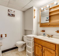 Quaint Studio with Beautiful Balcony View - Tourism Bookings