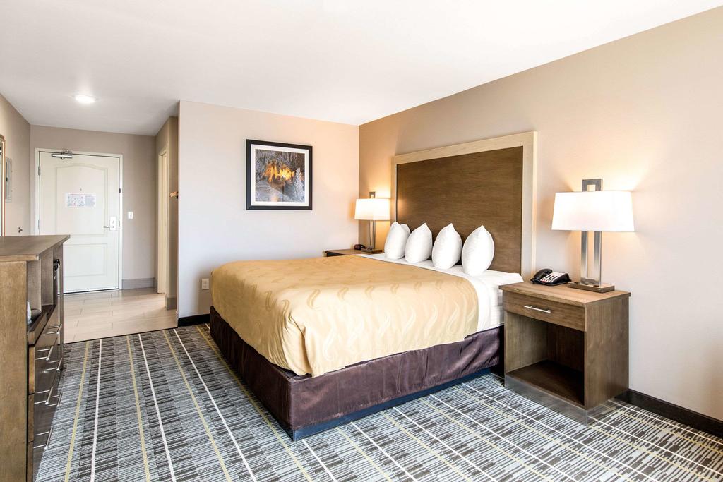 Quality Inn & Suites - thumb 3