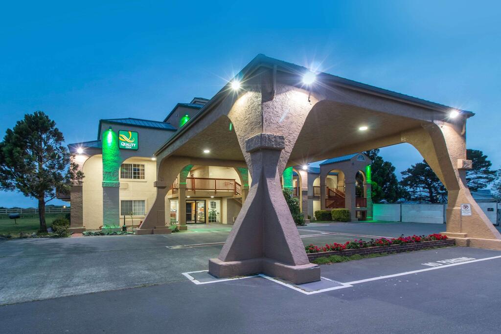 Quality Inn & Suites Redwood Coast - thumb 0