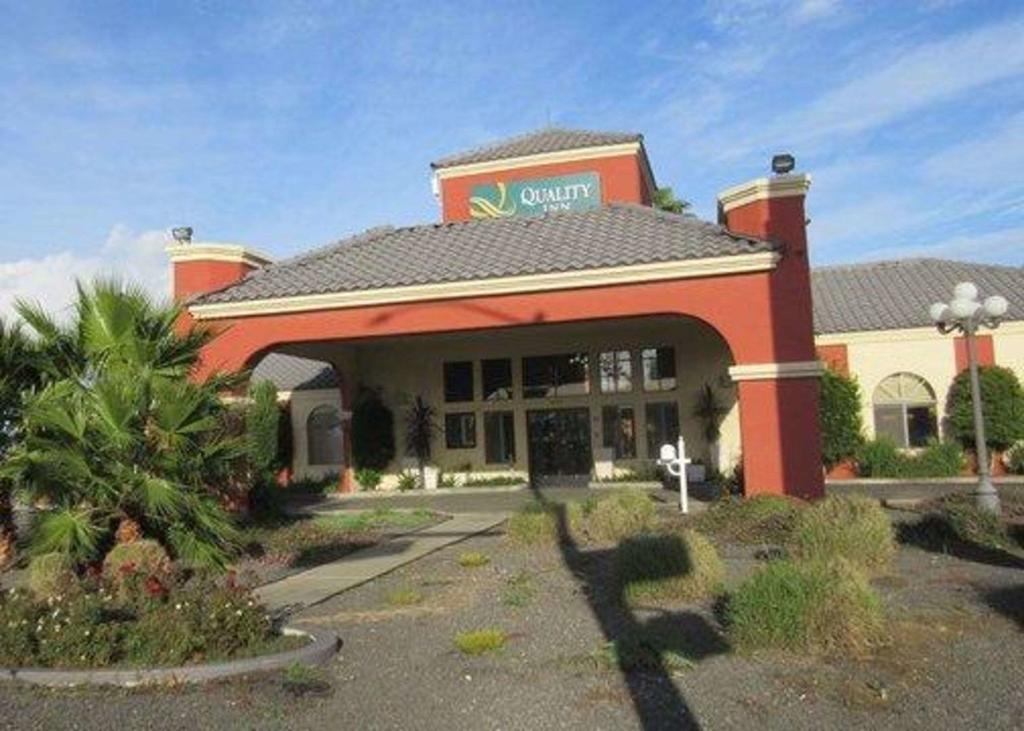 Quality Inn Santa Nella On I-5 - thumb 0