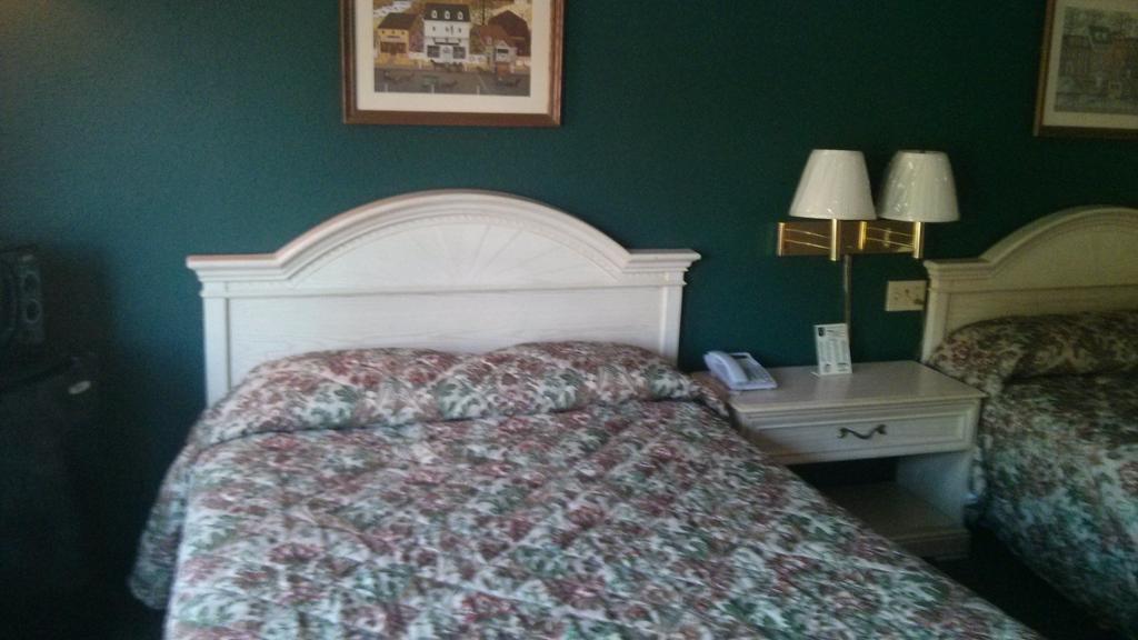 Quality Quarters Inn - thumb 3