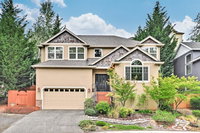 Quiet  Upscale 3100 Square Foot Hilltop Retreat home Tourism Bookings