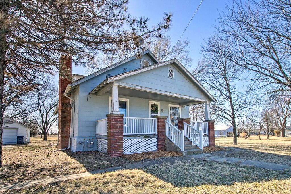 Quiet Family Home - 12 Miles To State Park! - thumb 2