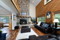 Quiet. Immaculate. Sleeps 16. Lots of Outdoor Living. Eden Utah Tourism Bookings