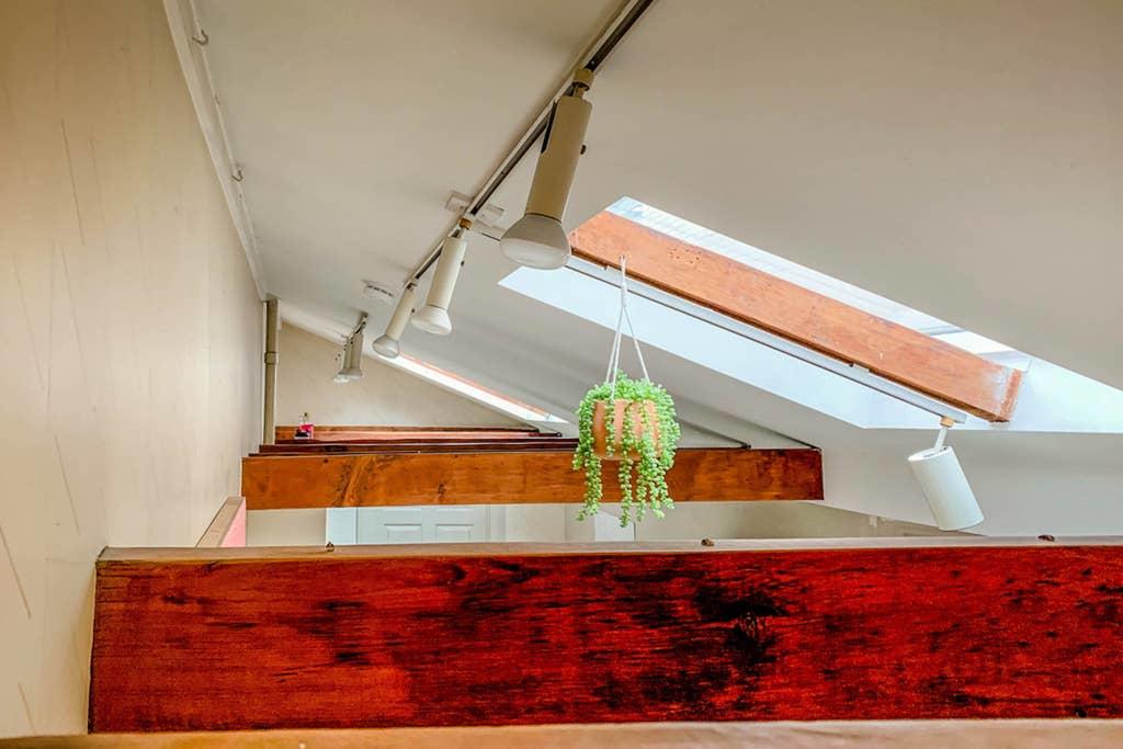 Quirky Row House In Downtown Harrisburg Near Hershey - thumb 1