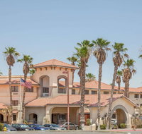 Ramada by Wyndham Barstow - Tourism Bookings