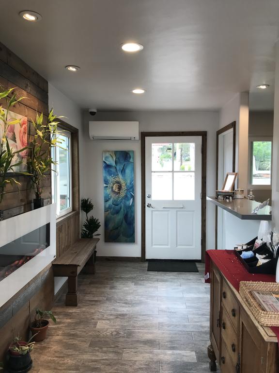 Ramona Valley Inn - thumb 2