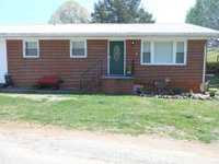 Ranch House of Cunningham Cabins near State Parks Tourism Bookings