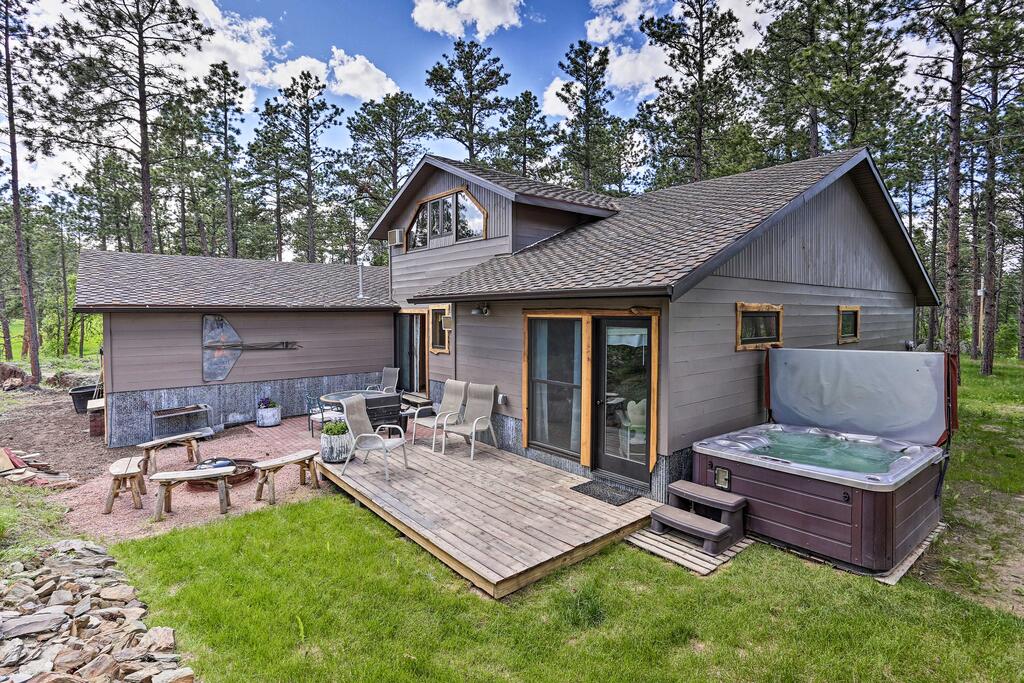 Rapid City Cabin 12 Miles To Mount Rushmore! - thumb 1